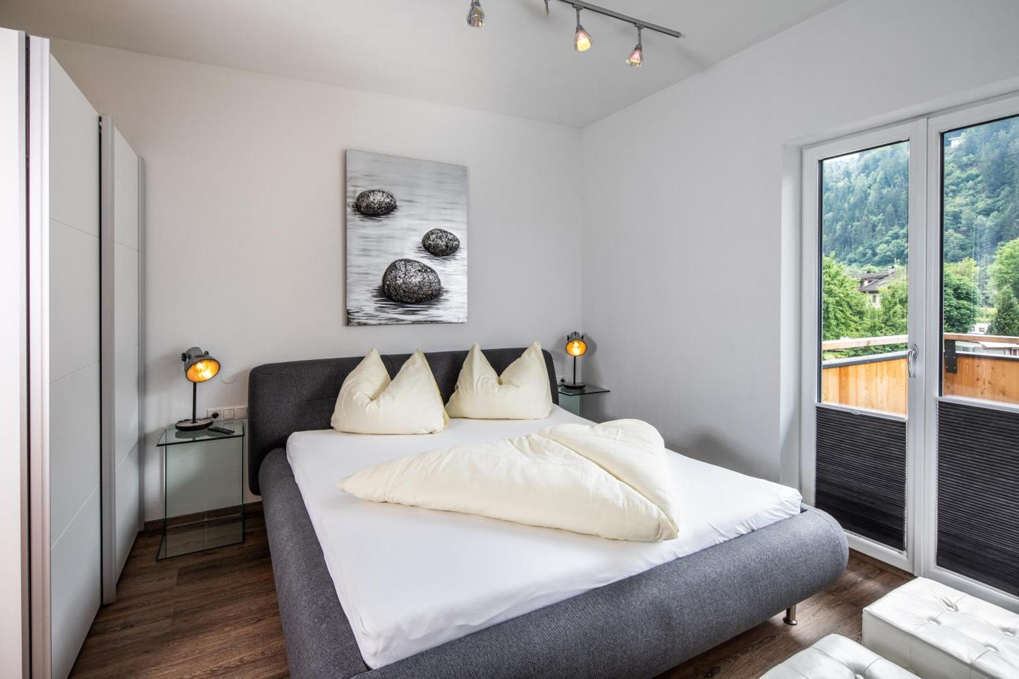 Apparthaus & Chalets Hofer Zell am Ziller Dış mekan fotoğraf
